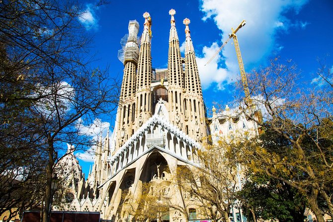 Sagrada Familia Private Guided Tour with Skip the Line Tickets - Practical stuff that can make or break your day