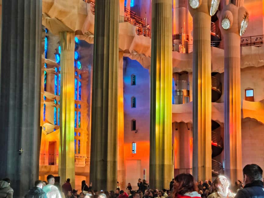 Sagrada Familia Private/Small Group Tour with an architect - Key highlights at a glance