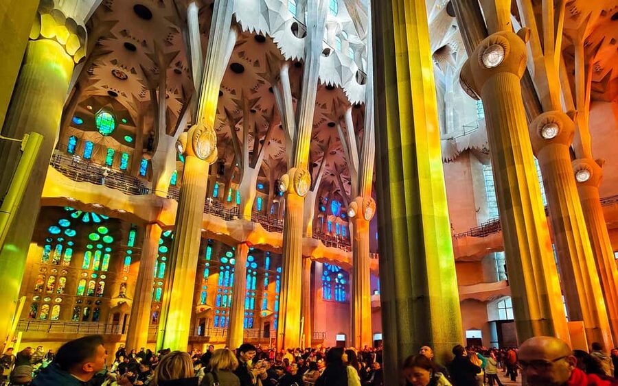 Sagrada Familia Private/Small Group Tour with an architect - Who should book this Sagrada Familia architect tour