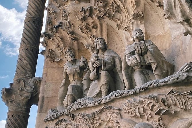 Sagrada Familia Private Tour with Expert Guide - Who this private tour is best for