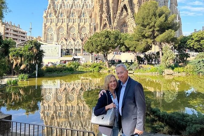 Sagrada Familia Private Tour with Priority Entrance - The Meeting Point and Pickup That Keep Your Day on Track