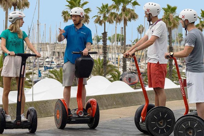 Sagrada Familia Segway Tour - Cara de Barcelona and the pop-art surprise