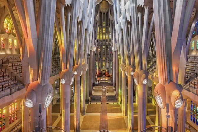 Sagrada Familia: The Golden Hour with Skip the line Tickets - Key highlights to know before you go