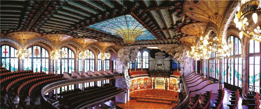 Sailing Experience & Flamenco at Palau de la Musica - Snacks and Drinks, Plus the Little Comfort Wins at Sea