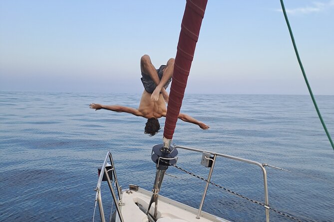 Sailing Experience in Barcelona with local captain - Cruising the Barcelona Skyline: Captain Facts and Real Photo Angles