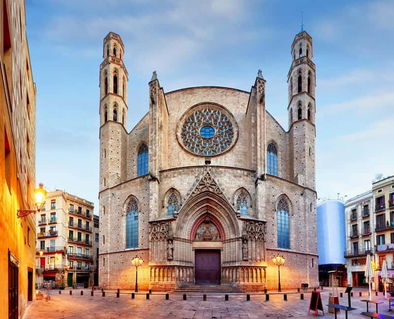 Santa María del Mar Tour with Terrace Access & Hofmann Sweet - The 75-minute English guide: crypt, chapels, and tribunes
