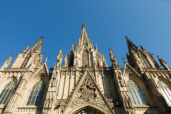 Self-Guided Audio Tour - Legends of the Gothic Quarter - The in-between segments: notable street, square, and palace