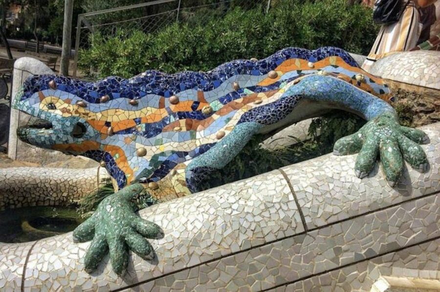 Semi-Private Barcelona Gothic, Parc Guell & Sagrada Familia - Pacing, Logistics, and What You Should Bring