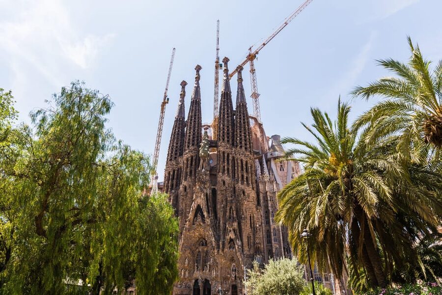 Shore Excursion of Barcelona - A port-day route that actually fits: Port of Barcelona to beach and back