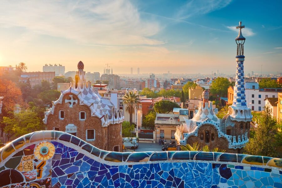 Shore Excursion of Barcelona - Plaça d’Espanya and Arc de Triomf: quick architectural stops, smart payoff