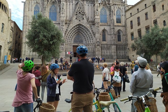 Sights of Barcelona E-Bike Tour Led by a Local Guide - Getting started at Passeig de Lluís Companys (and why logistics matter)