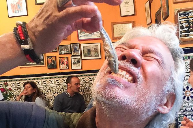 Sip, Sites & Bites Barcelona Food, Drinks & History Tour - Stop by stop: La Barceloneta’s family bar, cava, and first bites