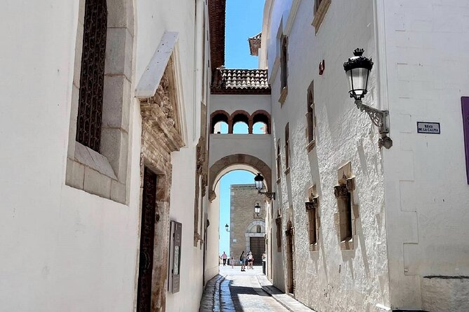 Sitges sailing, walking and winery tour - Stop 3: Celler de lHospital, the CIM, and Malvasia underwater cellars