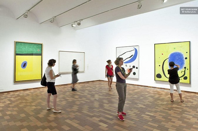 Skip-the-line access ticket to Fundación Miró - Time on the clock: 40 minutes to 1.5 hours, and how to pace it