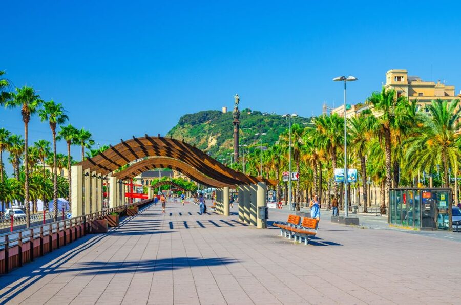 Skip-the-line Montjuïc Castle Tour with a Cable Car Ride - The 2.5-hour flow: cable car, castle entry, then a focused history walk