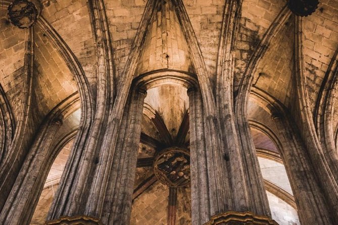 Small Group Barcelona Walking Tour, Flamenco Show & Tapas Dinner - Why this is a strong pick for a Barcelona night