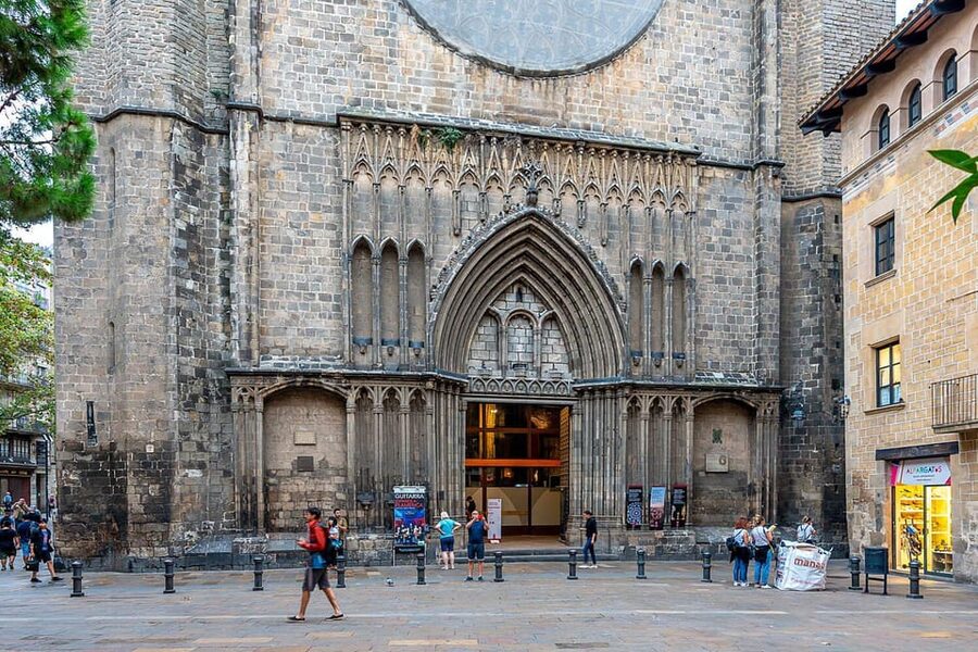 Stories, Legends and Mysteries of Barcelona - Santa Eulalia and the barrel story, heroism that still feels close