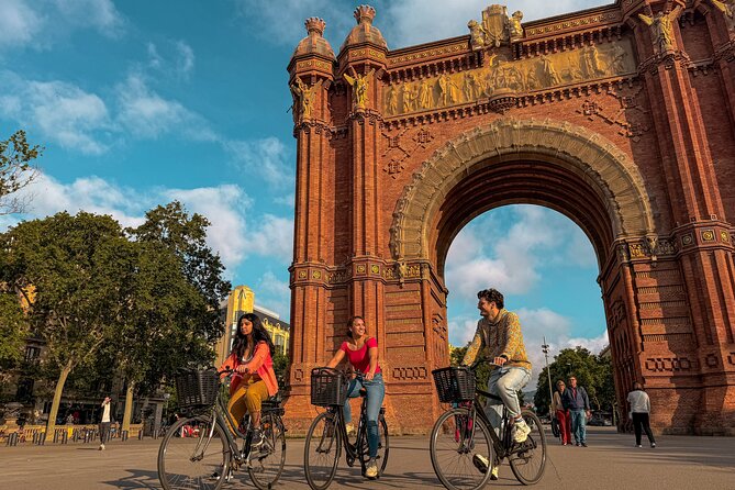 Sunrise Bike Tour: Barcelona Before the Crowds - Meet at Carrer del Baluard and Get a Simple Morning Plan