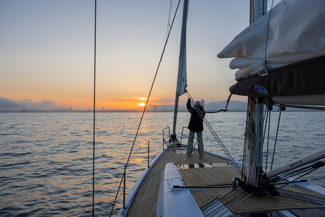 Sunset On A Luxury Sailboat From Port Olimpic - Who this sunset sail is best for