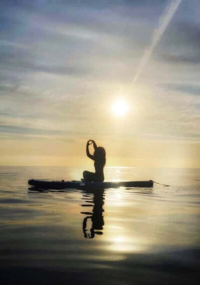 Sunset+paddle surf with music+fotos&videos Barceloneta+snack