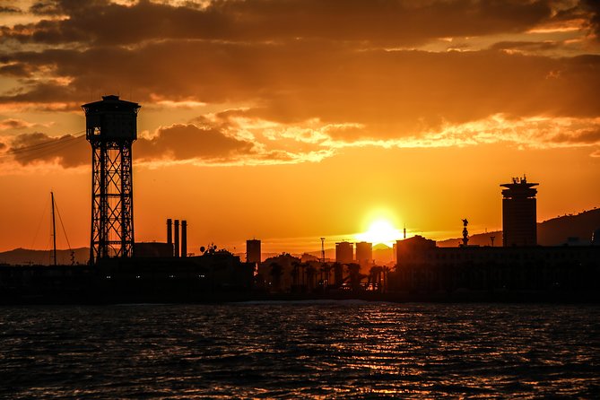 Sunset Private Sailing Experience in Barcelona up to 11 Guests - What to bring (and what to skip) for a smooth evening
