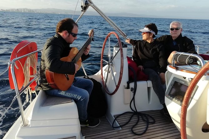 Sunset Sailing Experience w/ Live Spanish Guitar & Spanish Tapas - Who Should Book This Sunset Sail With Guitar and Tapas?