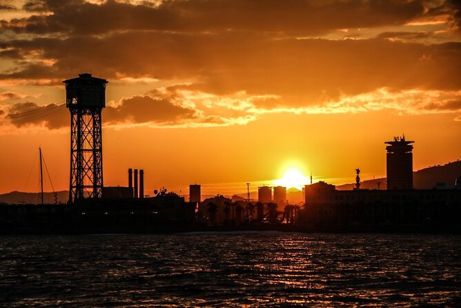 Sunset Sailing Experience with Live Sax Music and Spanish Tapas - The 2-hour flow: what happens from boarding to return