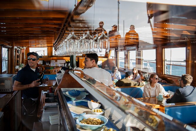 Sunset Sailing in Barcelona & Live Music by Aperol - The conservation note: small, but meaningful
