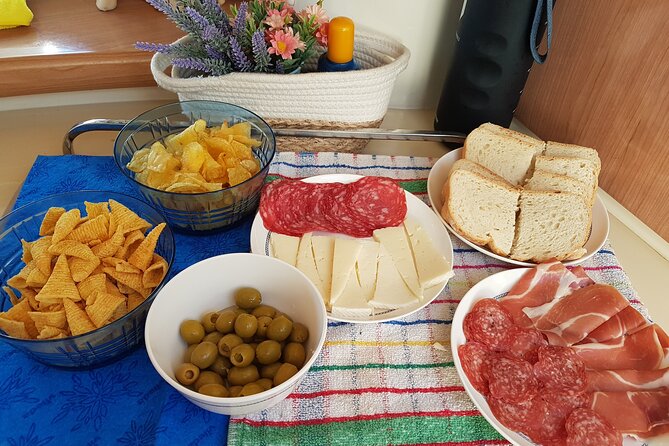 Sunset yacht ride in Barcelona + snacks and drinks - Small-Group Feel: Why Up to 9 Travelers Works