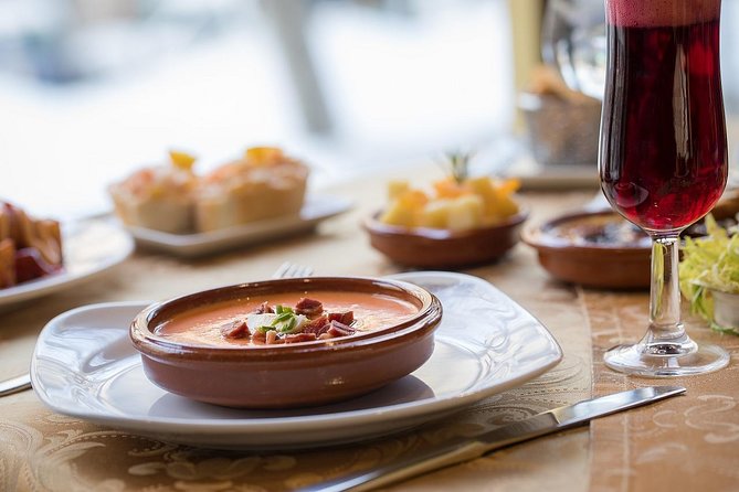 Tablao Flamenco Cordobes on Rambla Barcelona with Dinner Option - Before The Show: What “Make Your Own Way” Really Means