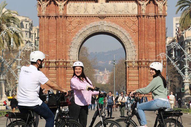 Tapas Tasting Bike/E-Bike Tour in Barcelona - Sagrada Família, Plaza Monumental, and Port Olímpic along the way