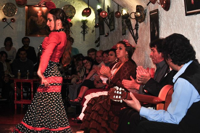 Tapas, Wine and Flamenco Private Tour in Barcelona - What this Barcelona combo tour really does for you