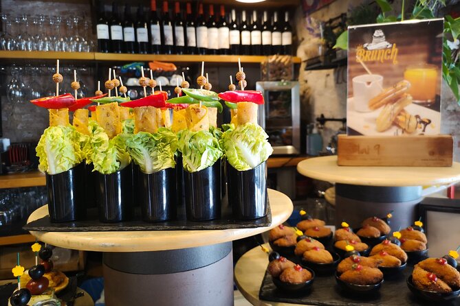 Tapas, Wine and Flamenco Private Tour in Barcelona - Stop 5, Palau Dalmases flamenco, what to expect and how to pick your vibe