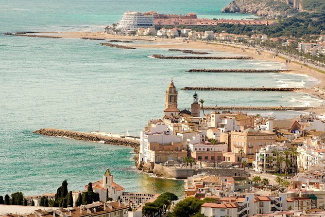 Tarragona and Sitges Tour with Small Group and Hotel Pick Up - Amphitheatre and Tarragona Circus: what it means to get inside