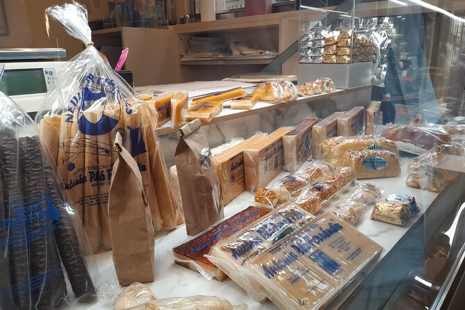 Tarragona Culinary Experience: Olive Oil & Iberian Ham Delight - Your guide, Ivan: why the talking makes the day feel bigger
