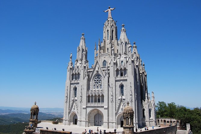 Taxi Transport from Barcelona airport to hotel - Who should book this private BCN airport taxi