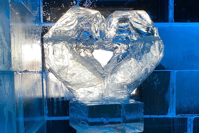 The Ice Bar Experience at Icebarcelona - Location and finding it: beach area perks, practical navigation tips