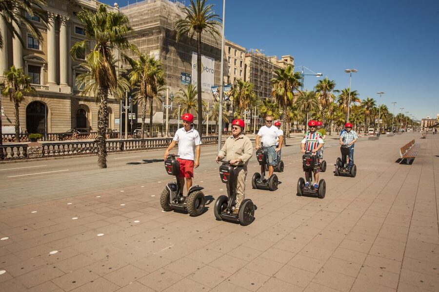 Top Sights of Barcelona: Guided Segway Tour - Guides set the pace, and Max and Oscar get high marks