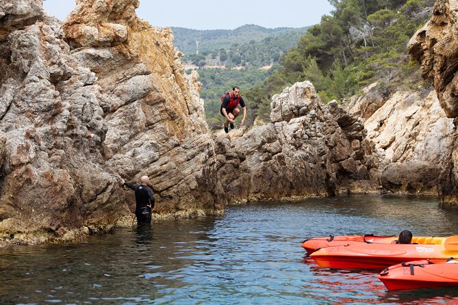 Tossa de Mar: Kayak & Snorkel Tour with Paella from Barcelona - Timing, Group Size, and the Real Comfort of a Full-Day Plan