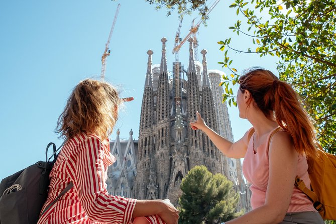 Treasures of Barcelona: Private Gaudi Walking Tour - Meeting on La Rambla, then walking into the Gaudí world