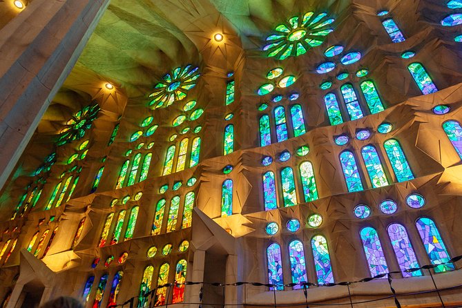 Treasures of Barcelona: Private Gaudi Walking Tour - Stop 3: Arriving at Sagrada Família, outside first, entry if you want it