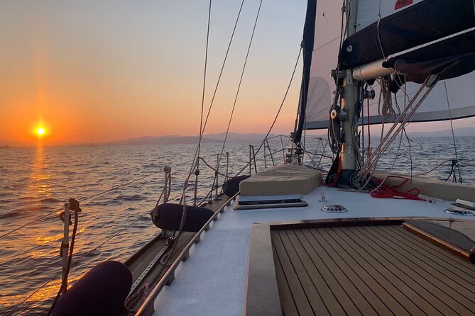 Unique 2 masts Classic Sailing Yacht in Barcelona - Timing, Weather, and How to Plan the Day Around 2 Hours