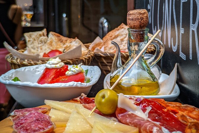 Vidavivida Wine Journey Food and Culture Tour in Barcelona - Why This Wine and Tapas Walk Feels Personal