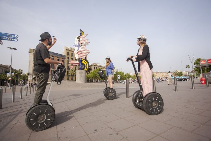❤️Welcome to Barcelona❤️ Segway Tour - Plaça dels Traginers Safety Briefing, Then You Are Rolling