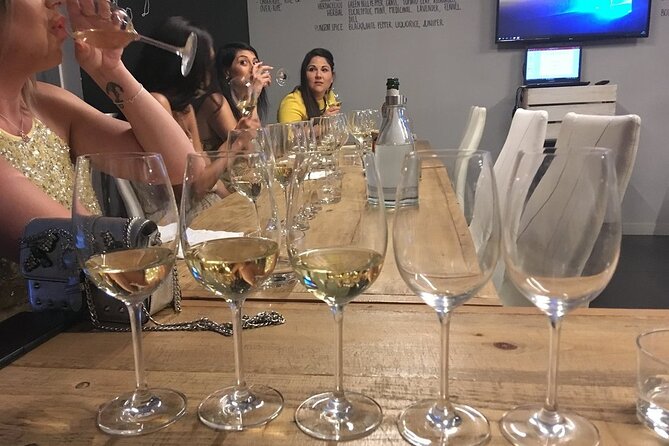 Wine Tasting Experience in Barcelona - What you actually get, snacks included