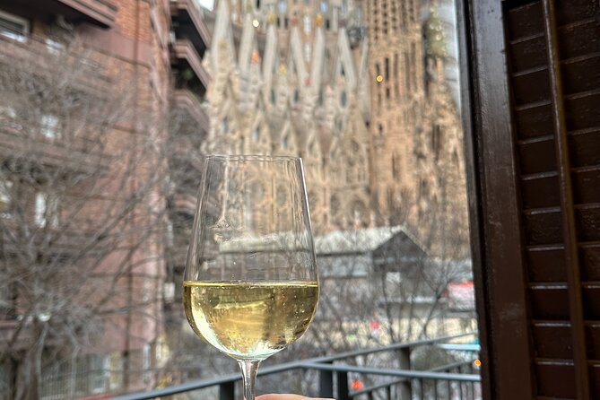 Wine tasting with a view of the Sagrada Familia - How the Timing Works When You Meet Near Sagrada Familia